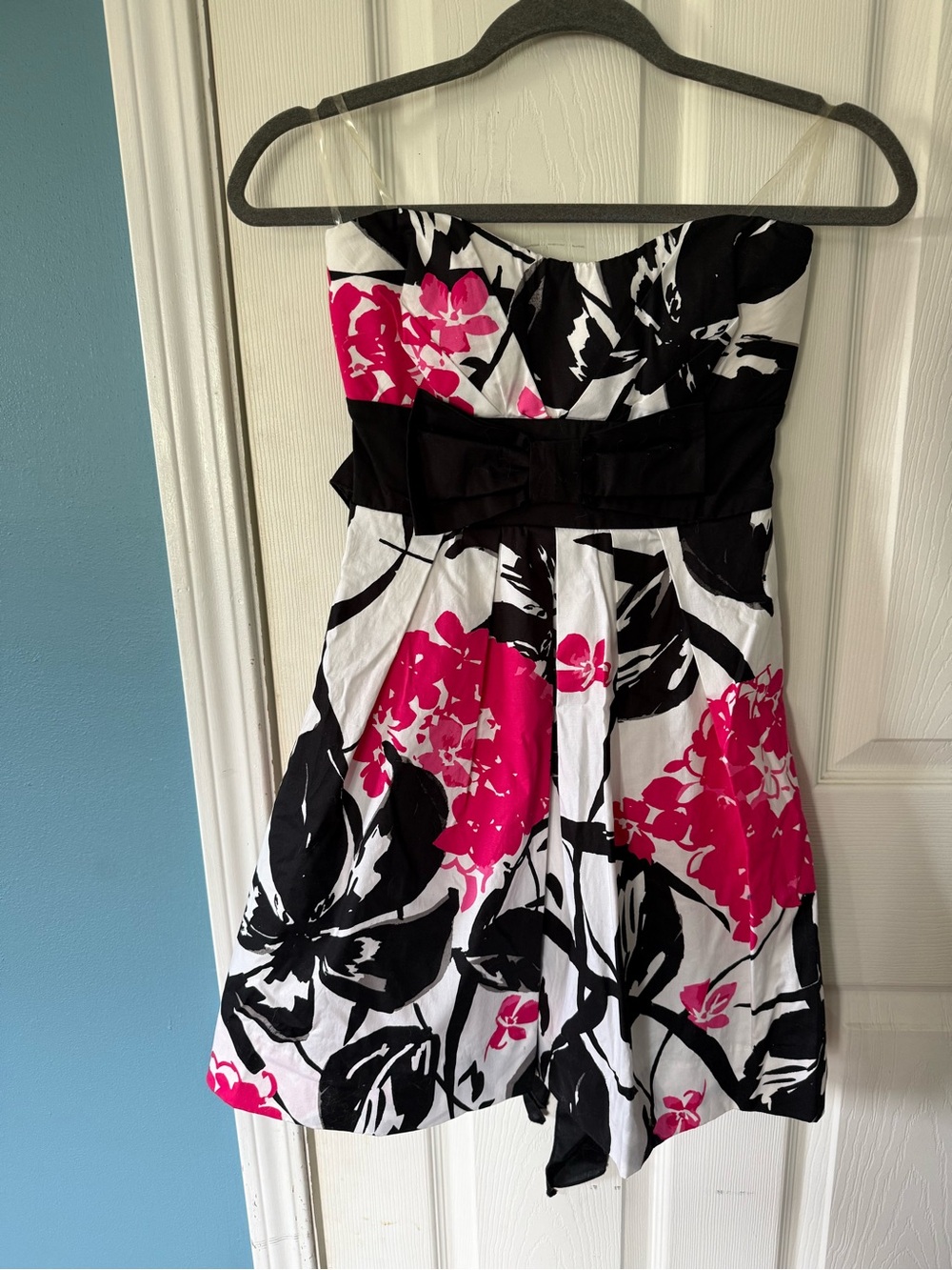 Kohl's Girls Black White and Hot Pink Floral Strapless Dress